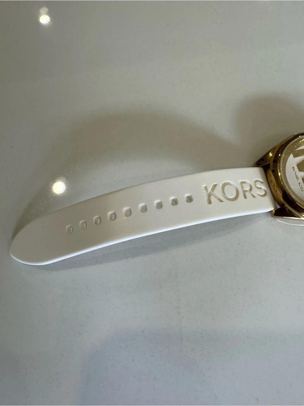 Michael Kors Janelle women’s watch 3 hand with white rubber strap